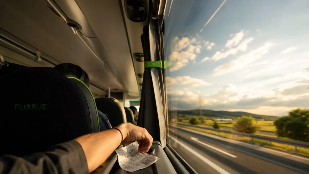 FlixBus : services, tarifs et avis sur le géant du bus